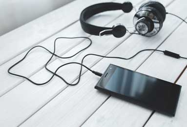 利物浦强势回应阿森纳！斯洛特麾下“铁打核心”浮现——五大焦点解析